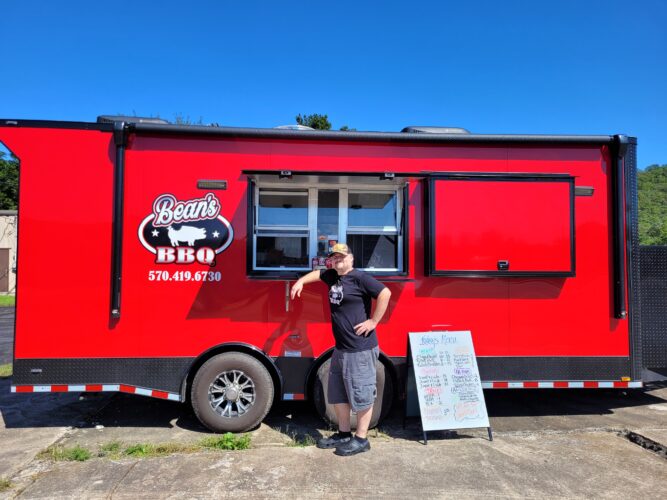 Taste the Town: Barbecue food trucks bring the smoke, flavor, pride